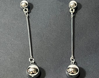 Silver ball earrings (e264)