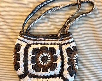 Handmade Granny Square Crochet Bag | Lined Shoulder Tote | Slow Fashion Accessory
