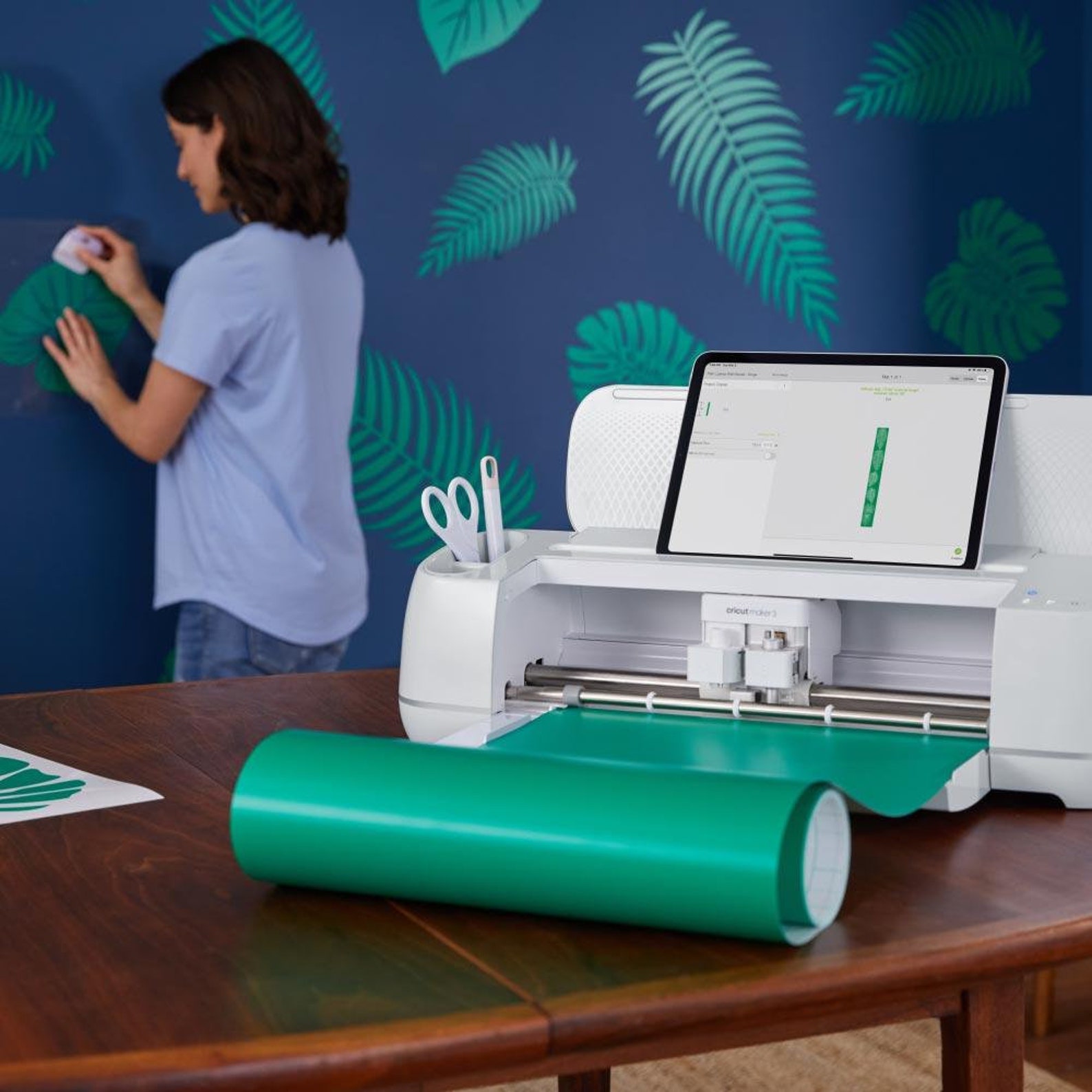 Is Cricut Smart Vinyl Removable at Kerry Phillip blog