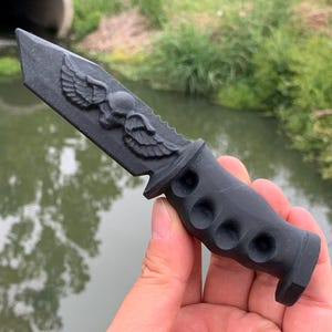 5.7&#39;&#39;+ Natural Obsidian quartz,quartz crystal,hand carved,crystal knife,Dagger,Wings skull specimen,Crystal Gifts 1pc