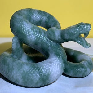 2.8&#39;&#39;+ Natural Green Jade quartz,quartz crystal,Crystal Snake,Snake Skull,Hand Carved Crystal Gifts 1pc