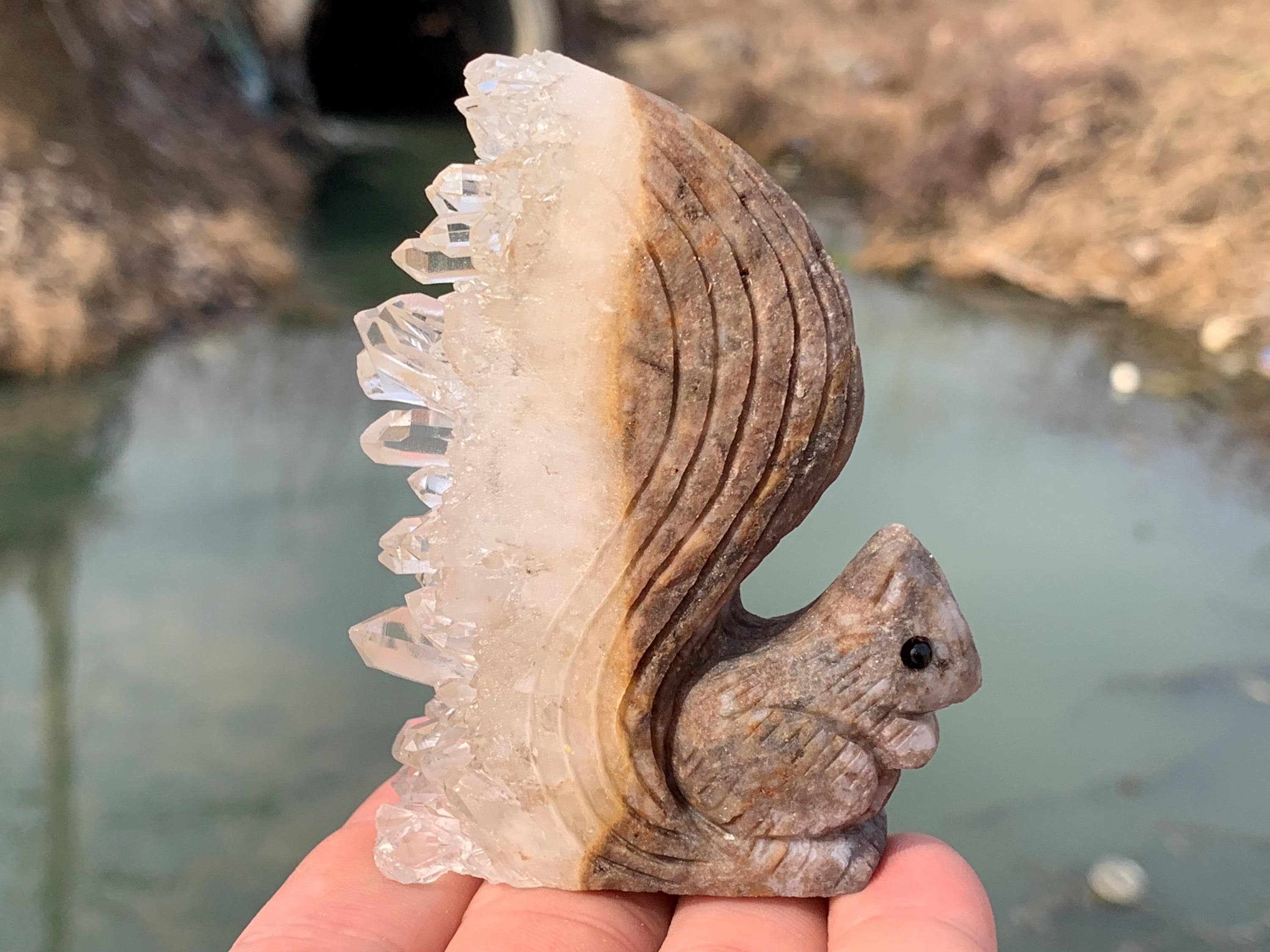 2.6インチ以上の天然クリアクラスタークォーツ、水晶、クリスタルリス