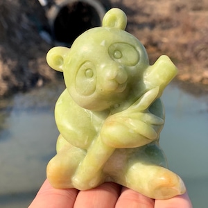3,4 &#39;&#39;+ natürlicher grüner Jadequarz, Quarzkristall, Kristallpanda, Panda-Schädel, handgeschnitzte Kristallgeschenke 1Stk