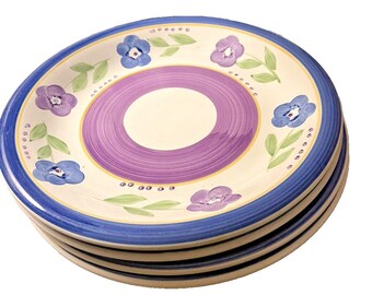 Set di 5 piatti piani Gibson Designs Bella da 28 cm con decorazioni floreali blu lavanda e verdi.