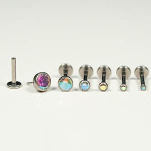 20G, 18G, 16G Aurora Borealis-ring CZ schroefdraadloze platte achterkant, ring, kraakbeenpiercing, titanium, tragus, helix, push-in, I2