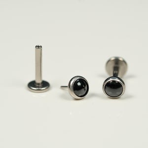 20G, 18G, 16G Black Onyx Natural Stone, Threadless Flat Back Stud, Flat Back Cartilage Earring, Tragus Piercing, Conch Stud, Helix Stud, R14