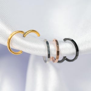 16G Faceted Septum Ring, Titanium Clicker Hoop, Nose Ring, Daith Hoop, Septum Piercing, Cartilage Hoop, Helix Hoop, Hinged Segment V8