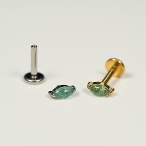 16G Moss Agate Teardrop Flat Back Stud, Screw Back Earrings, Internally Threaded, Cartilage Earring, Conch, Helix, Tragus, Gold, Silver AC15