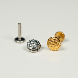 16G Hammered Circle Flat Back Stud, Screw Back Earrings, Internally Threaded, Cartilage Stud, Conch, Helix, Tragus, Gold, Silver AC34