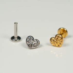 16G Hammered Heart Flat Back Stud, Screw Back Earrings, Internally Threaded, Cartilage Stud, Conch, Helix, Tragus, Gold, Silver Z11