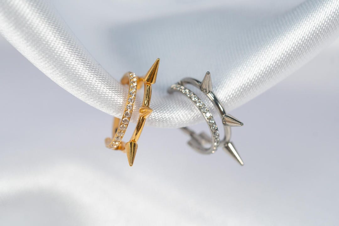 16G Double Hoop Spikes Septum Ring, Titanium Clicker Hoop, Nose Ring, Daith Hoop, Septum Piercing, Cartilage Hoop, Helix Hoop, Conch AC22 - Etsy Japan