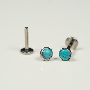 20G, 18G, 16G Turquoise Natural Stone, Threadless Flat Back Stud, Flat Back Cartilage Earring, Tragus Piercing, Conch Stud, Helix Stud, R14