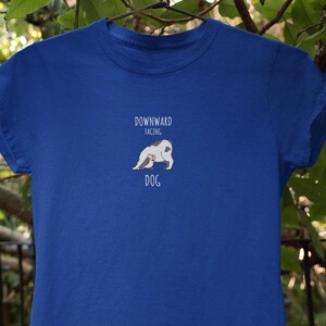 Naar beneden gericht T-shirt mopshond