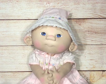 Jaya, 19 inch OOAK Soft Sculpture Doll (weighted with glass beads) by Paty Ollaif