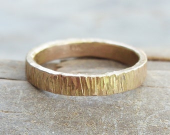 3mm Gold Wood Grain Wedding Band. Rustic Solid 14k Yellow or Rose Gold Tree Bark  Ring. Flat Rectangular Band.