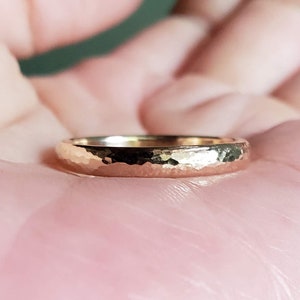 3mm Hammered Domed Wedding Band. Half Round Wedding Ring in Solid 14k Yellow, Rose, or White Gold. Classic Wedding Band, Matte or Polished