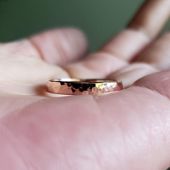 Bague or martelé hotsell
