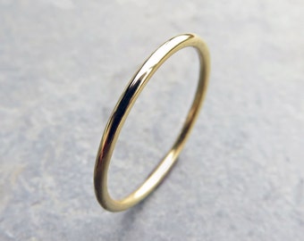 1.2mm Solid 18k Gold Wedding Band: Thin Stacking Ring with Hammered, Matte, High Polish, or Notched Finish