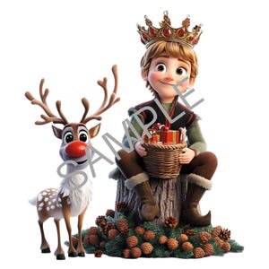 Puede incluir: Un ni&ntilde;o peque&ntilde;o con una corona dorada y una t&uacute;nica verde se sienta en un toc&oacute;n de &aacute;rbol sosteniendo una cesta de regalos envueltos. Un reno de nariz roja con manchas blancas se para a su lado. La escena est&aacute; decorada con pi&ntilde;as y vegetaci&oacute;n.