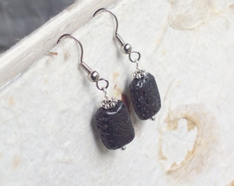 Mauna Loa – Natural black Lava puffed rectangle beaded earrings with silver