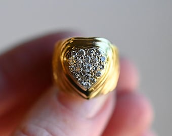 Vintage 18k Gold Diamond Pave Heart Heavy Signet Ring - Size 2.5 (free sizing available)