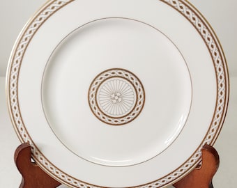 Vintage Wedgwood Embassy Collection Granville Fine China Salad Plate Gold White Elegant