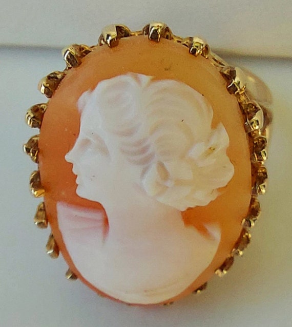 Vintage Cameo Ring 10K Gold Size 6.5 Estate Jewel… - image 1