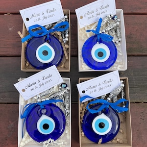 Evil Eye Wedding Favor, handgemachte Schutzanhänger, personalisiertes Geschenk, Nachdenkliche Geschenke für Gäste, Hochzeitsgeschenkboxen für Ihren besonderen Tag
