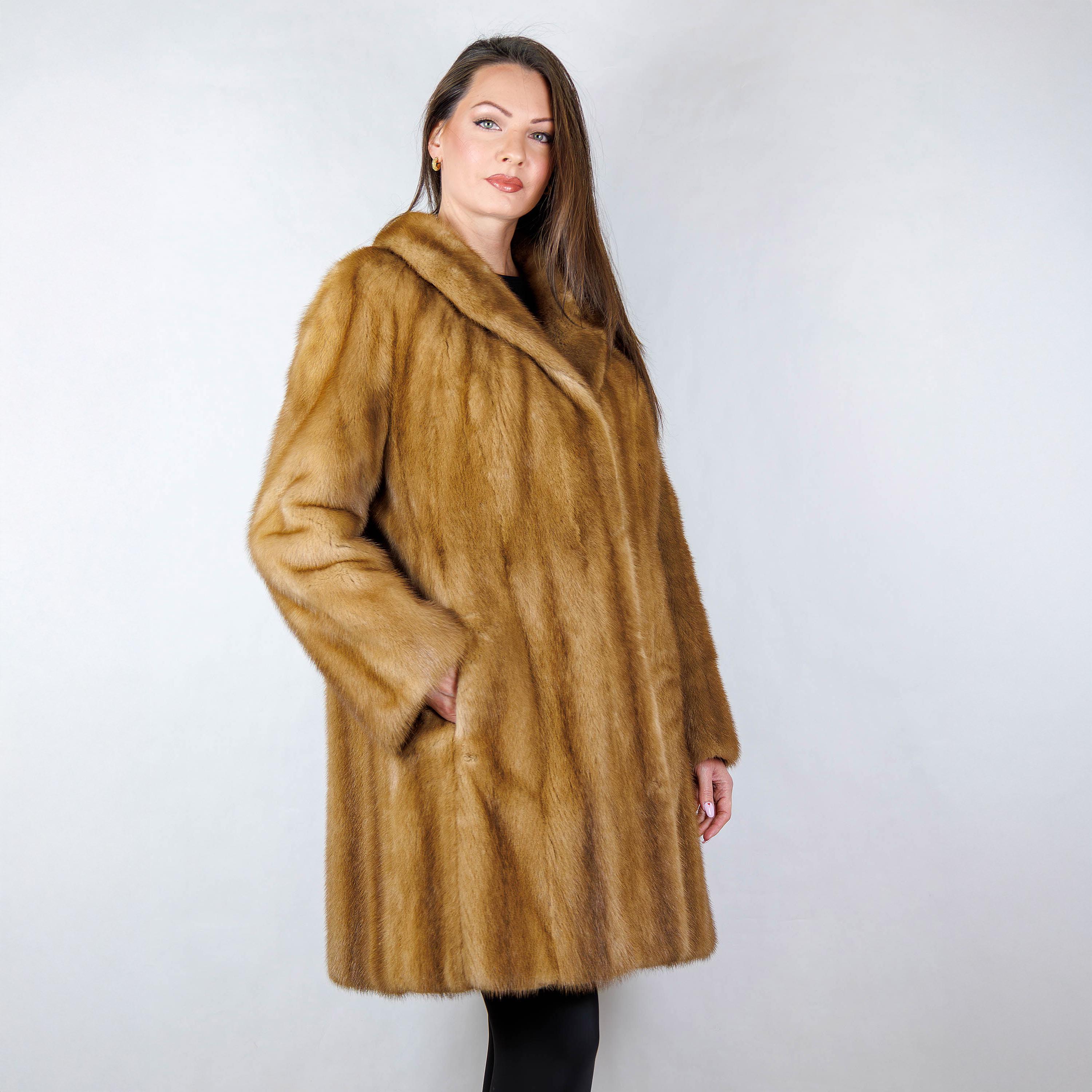 Manteau En Vison Doré/miel - Taille XL - Femme - Occasion En Très Bon état - Fabriqué En France