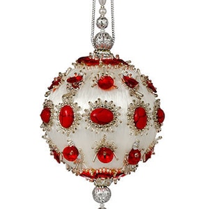 Christmas Ornament Kit Cracker Box Arabian Night White Ball with Red Accents Golden Oldie