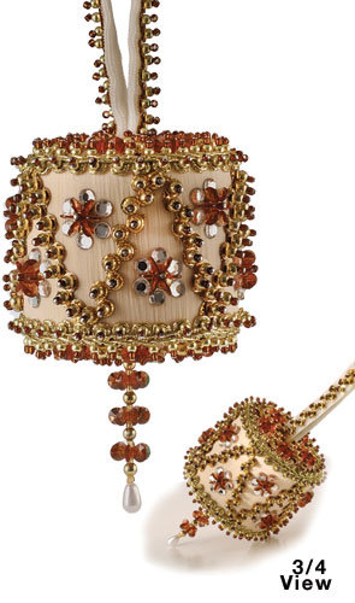 Cracker Box Inc. Christmas Ornament Kit March to the Beat ecru With