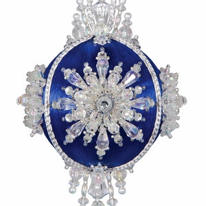 Beaded Christmas Ornament Kit "Arctic Circle"