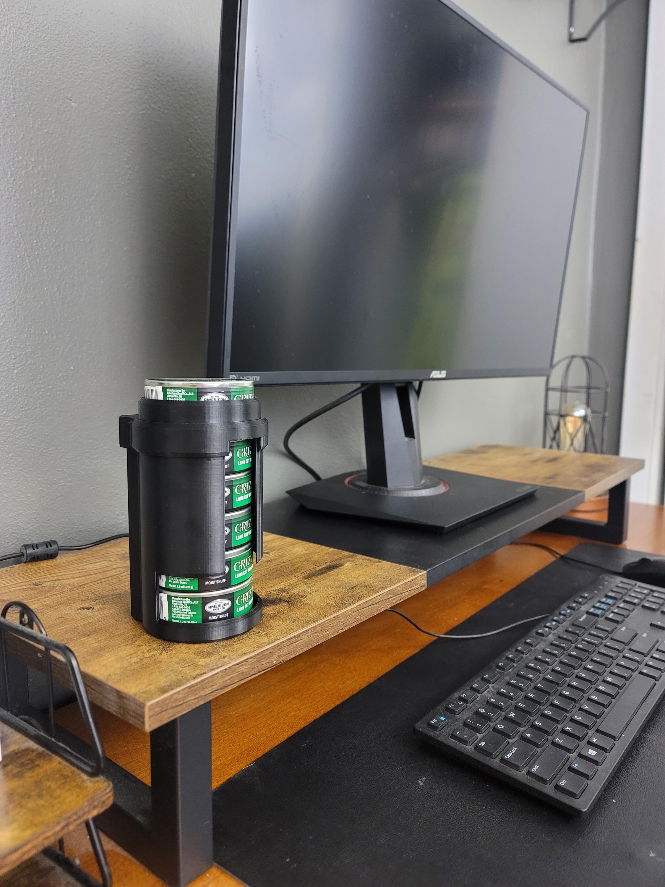 Chewlock Tobacco Tin Dispenser: Home, Office & Vehicle Storage, Grizzly,  Skoal, Copenhagen, Rouge, Alp
