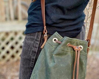 ショルダーバッグ・ポシェット Women's Canvas Bucket Bag SVDFHB702BK The Cinch Top Bucket Bag, Shoulder Bag, Tote Bag in Waxed