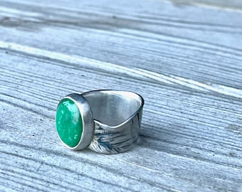 Wide silver ring with grass texture and variscite, ultra comfort fit, size 7 ring