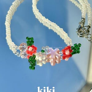 Floral Beaded Necklace – Handmade Pearl Choker with Colorful Glass Flowers, Y2K Gardencore Coquette Jewelry Gift