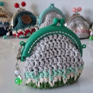 100% handgemachte grüne und graue häkeln Geldbörse, häkeln Geldbörse Verschluss, Geldbörse Kiss Lock, häkeln Taschen, besonderes Geschenk für sie