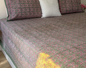 Handbedrucktes Flachbettlaken aus Baumwolle mit 2 Kissenbezügen Jaipur Handwerkliche Blumen | 275cm x275cm