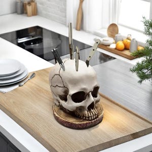 Skull Knife Holder – Horror Kitchen Storage Rack for Fruit & Kitchen Knives