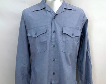 Camisa de cambray azul de stock muerto de los años 70, talla grande (M)