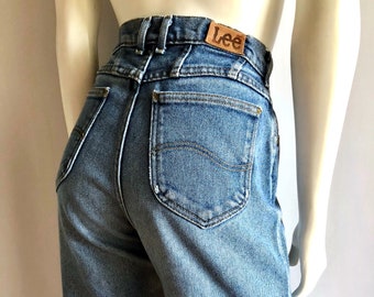 Vintage Women's 80's Lee Jeans, High Waisted, Dark Wash, Denim (M)