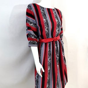 Vintage 70&#39;s Walden Petites USA, Gray, Red Striped, Dress (M)