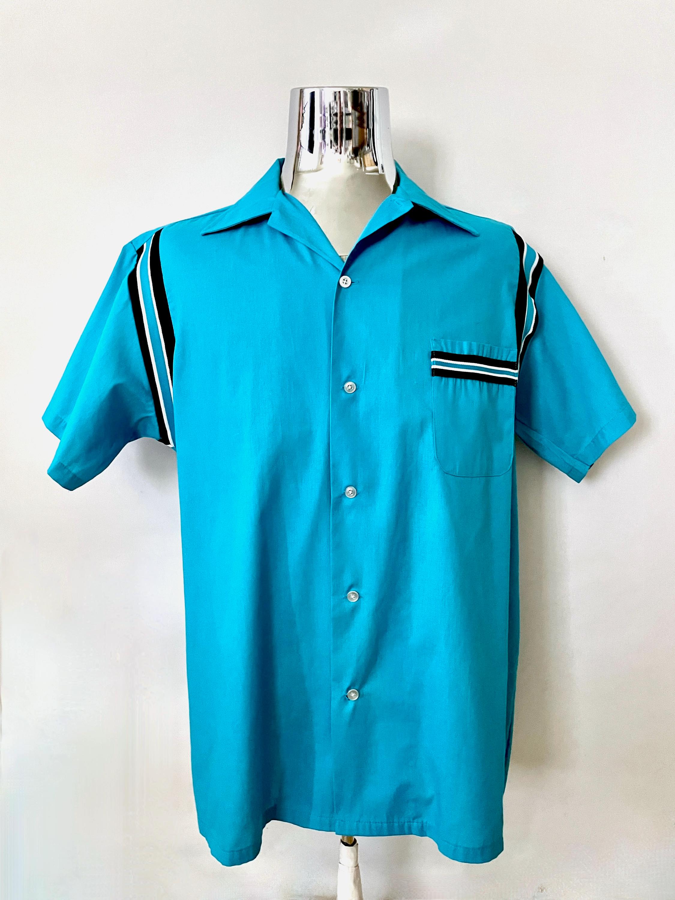 ’70s Hilton BOWLING SHIRT 70s Hilton American-made navy blue bowling shirt chain