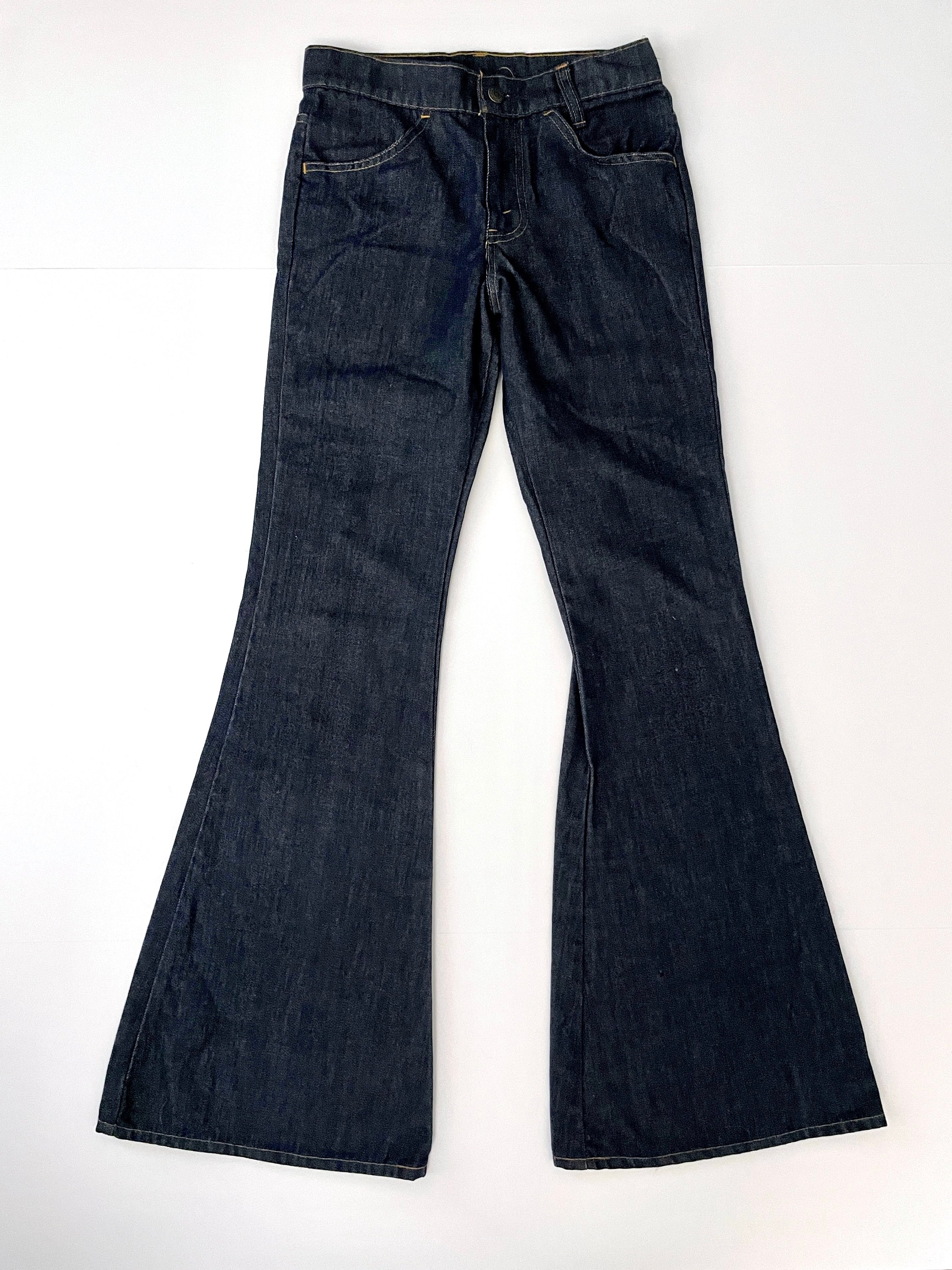 70s Levi’s 784 big bell-bottom pants Vintage 70's Levi's 784, Dark Wash, Bell Bottom, Pants (XXS