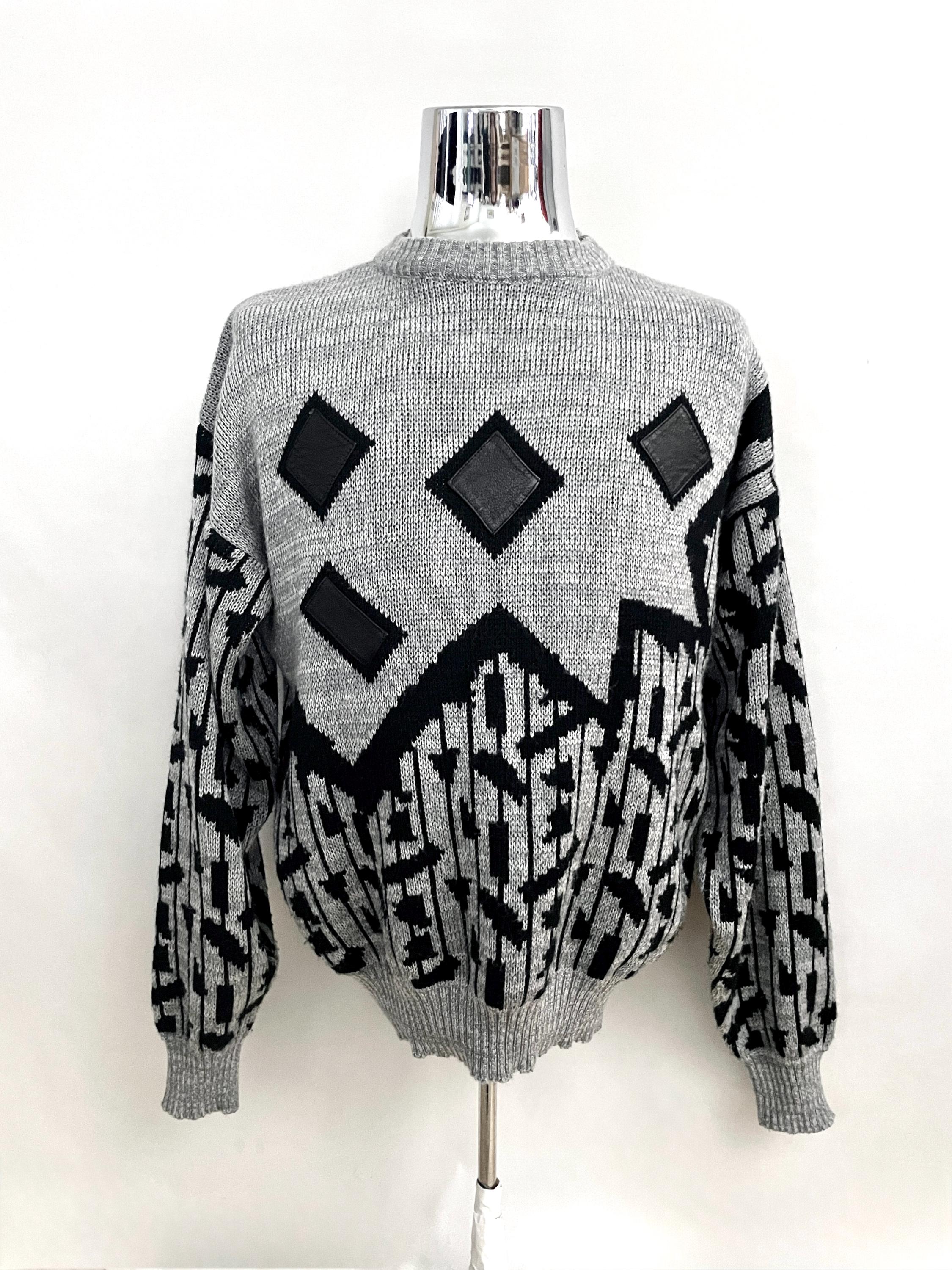 Vintage 90's Gray Geometric, Pull Over Sweater (L)