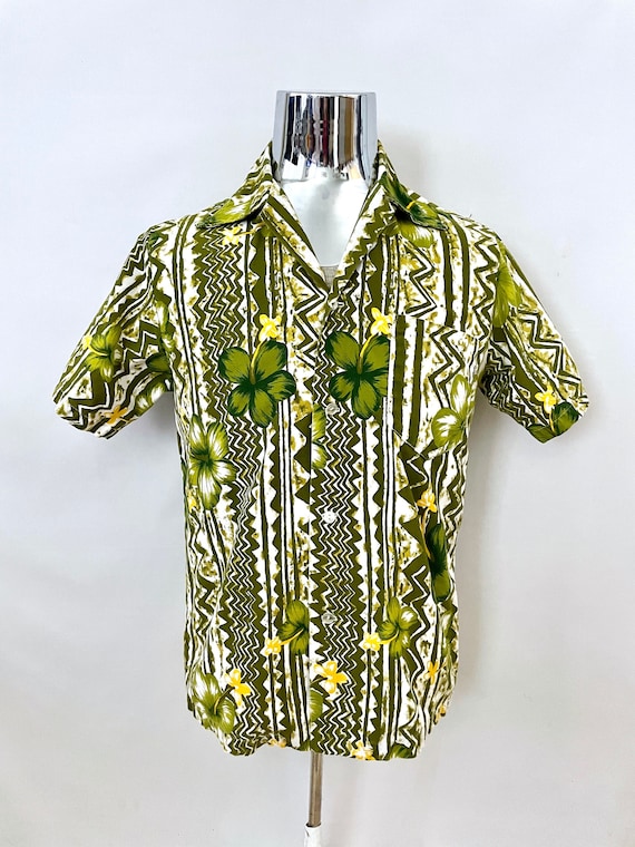Vintage 60's Mr Kailua, White, Green, Short Sleeve