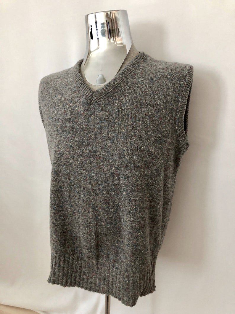 Vintage Men/'s 80/'s Wool Blend Sweater Vest by Royal Knight Gray XL
