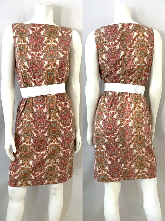 Vintage 60's White, Paisley, Sleeveless, Wiggle Dr