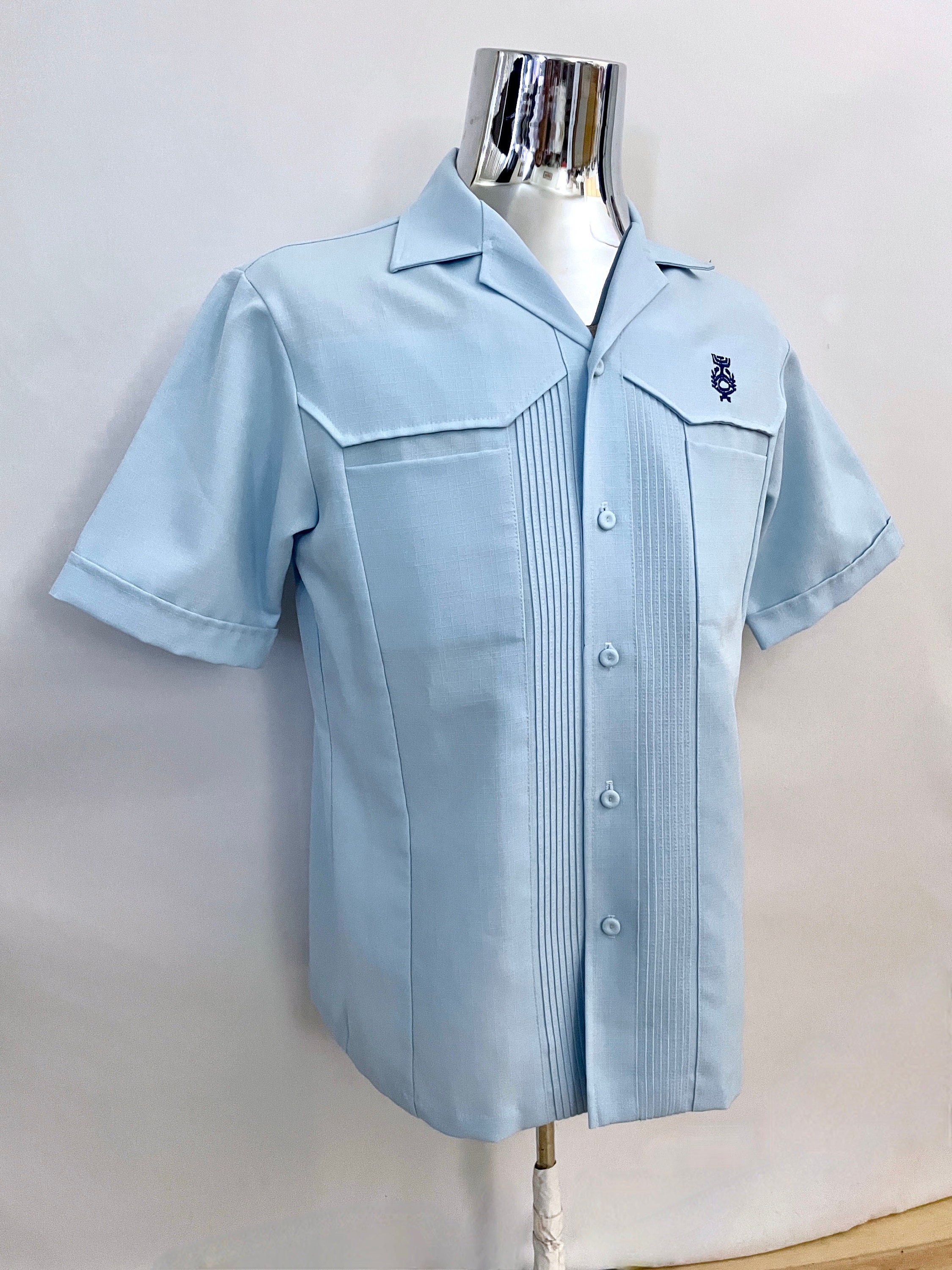 IOLANI HAWAII Executive ハワイアンシャツ 刺繍ロゴ IOLANI HAWAII Executive ハワイアンシャツ 刺繍ロゴ - メルカリ