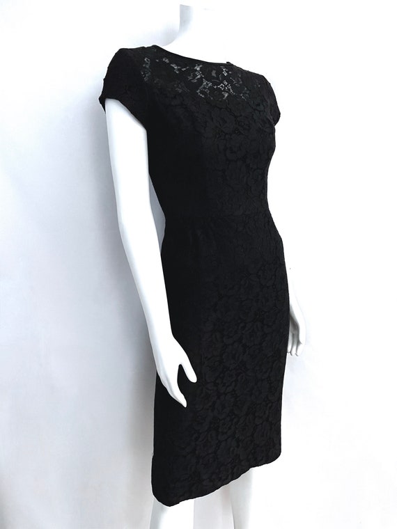 Vintage 60's Black Red Floral Lace Wiggle Dress (… - image 2